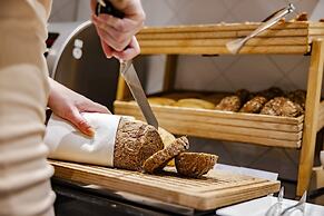 Crowne Plaza Amsterdam South by IHG