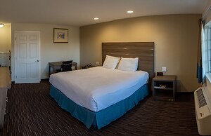 Rodeway Inn Near University-Gateway to Yosemite