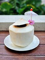 Feung Nakorn Balcony Rooms and Cafe