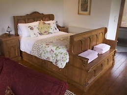 Jabajak Vineyard Restaurant With Rooms