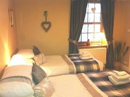 Moor End House Bed & Breakfast