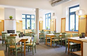 JUFA Hotel Bruck