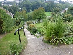 Bryn Derwen Guest House