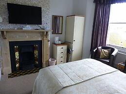 Bryn Derwen Guest House