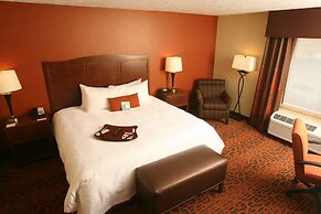 Hampton Inn & Suites by Hilton Fargo Medical Center