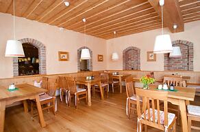 JUFA Hotel Tieschen - Bio Landerlebnis