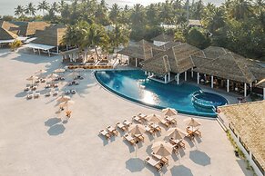 Cinnamon Hakuraa Huraa Maldives