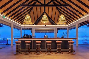 Cinnamon Hakuraa Huraa Maldives