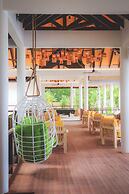 Cinnamon Hakuraa Huraa Maldives