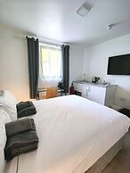 Abbey Point Hotel