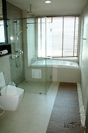 The Baycliff Residence