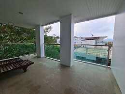 The Baycliff Residence