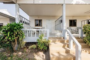 Bay Beach Resort
