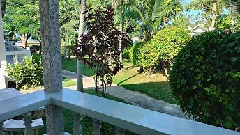 Bay Beach Resort