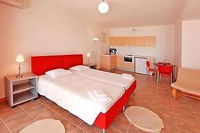 Glyfa Apartments