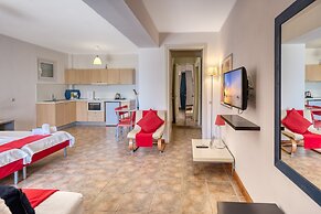 Glyfa Apartments