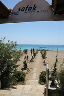 Safak Beach Motel