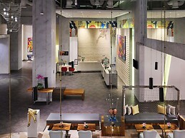 Pullman Jakarta Central Park