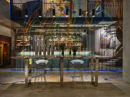 Pullman Jakarta Central Park