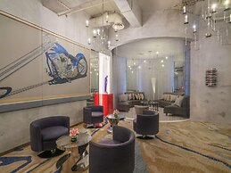 Pullman Jakarta Central Park