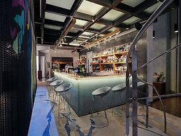 Pullman Jakarta Central Park