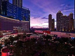 Pullman Jakarta Central Park