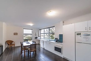 Cosy Corner Seaview Apartments