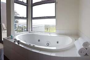 Cosy Corner Seaview Apartments