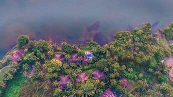 Fragrant Nature Backwater Resort & Ayurveda Spa