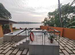 Fragrant Nature Backwater Resort & Ayurveda Spa