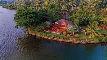 Fragrant Nature Backwater Resort & Ayurveda Spa