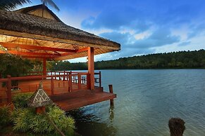 Fragrant Nature Backwater Resort & Ayurveda Spa