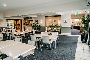 The Sunnyside Tavern, Broadmeadow