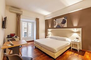 Inn Rome Rooms & Suites