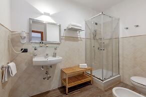 Inn Rome Rooms & Suites