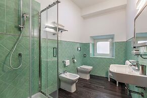 Inn Rome Rooms & Suites