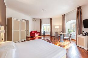 Inn Rome Rooms & Suites