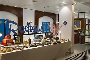Radisson Blu Resort Goa Cavelossim Beach