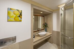 Radisson Blu Resort Goa Cavelossim Beach