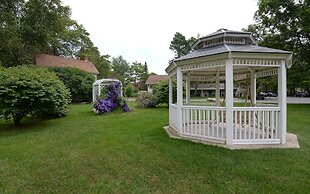 Parkwood Lodge - Door County