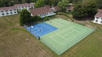 Parkwood Lodge - Door County