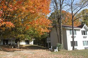 Parkwood Lodge - Door County