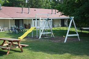 Parkwood Lodge - Door County