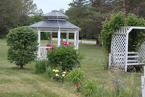 Parkwood Lodge - Door County