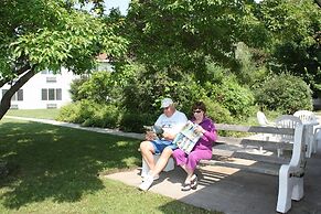 Parkwood Lodge - Door County