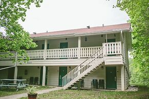 Parkwood Lodge - Door County