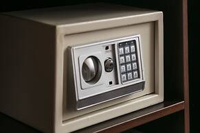 Splendid Holiday Hotel