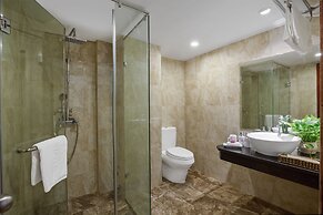 Splendid Holiday Hotel