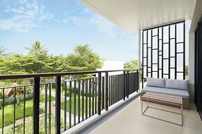 Le Méridien Phuket Mai Khao Beach Resort