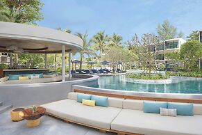 Le Méridien Phuket Mai Khao Beach Resort